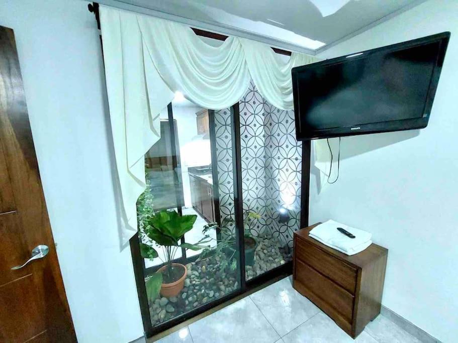 Airport Sjo Residence - Edward & Familia Inn Rio Segundo Екстер'єр фото